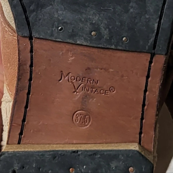 Modern Vintage Slouched Over the Ankle Zip up Belted Stacked Heel Boots - Picture 13 of 13